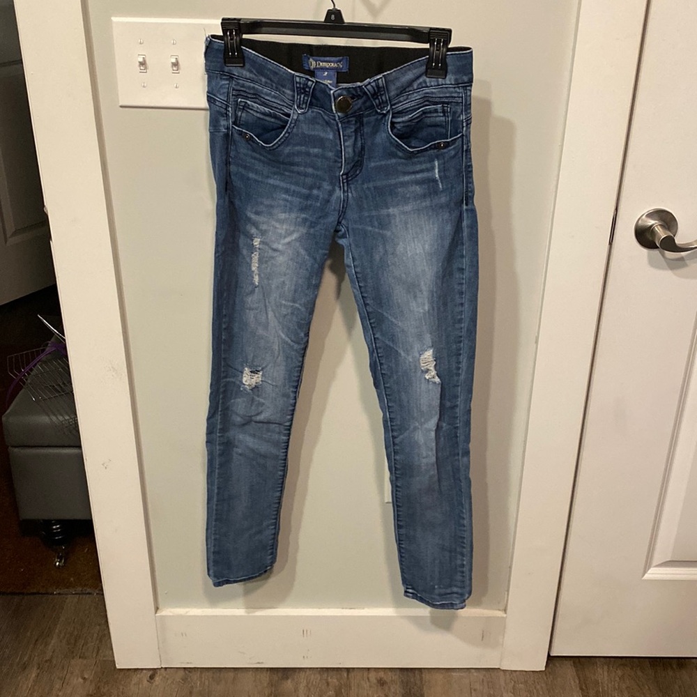 Democracy lightly distressed skinny jeans